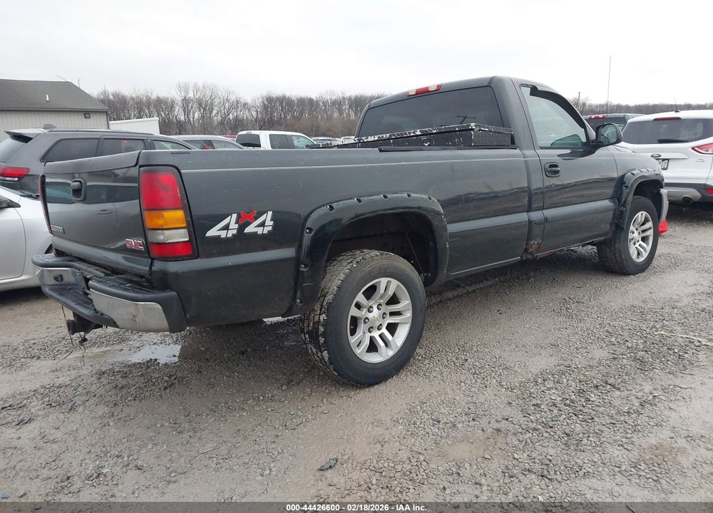 2005 GMC SIERRA 1500 VIN: 1GTEK14T05Z182859