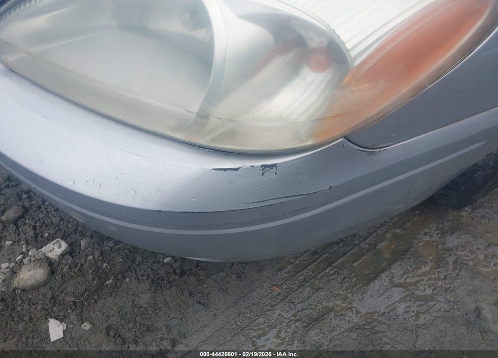 2004 FORD TAURUS SES VIN: 1FAFP55224G181523