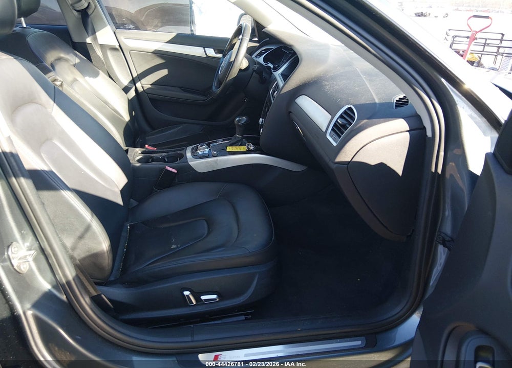 2016 AUDI A4 2.0T PREMIUM VIN: WAUAFAFL3GN017556