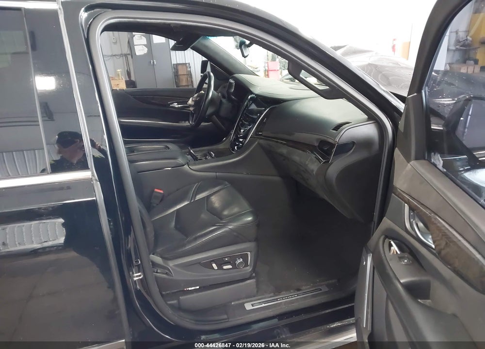 2015 CADILLAC ESCALADE PLATINUM VIN: 1GYS4PKJ7FR575531