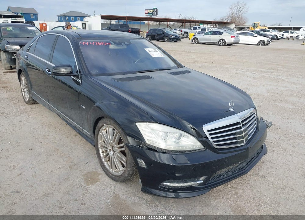 2011 MERCEDES-BENZ S CLASS VIN: WDDNG9FB2BA385532