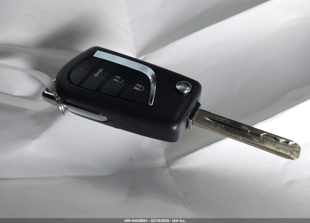 2024 TOYOTA COROLLA LE VIN: JTDB4MEE8RJ015104