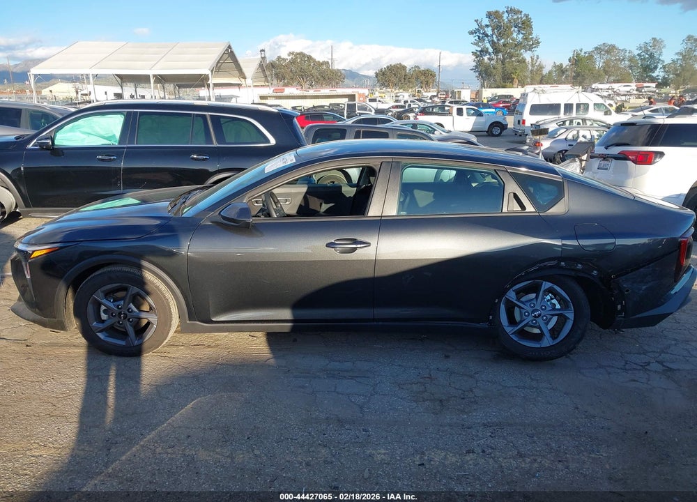 2025 KIA K4 LXS VIN: 3KPFT4DE2SE236500