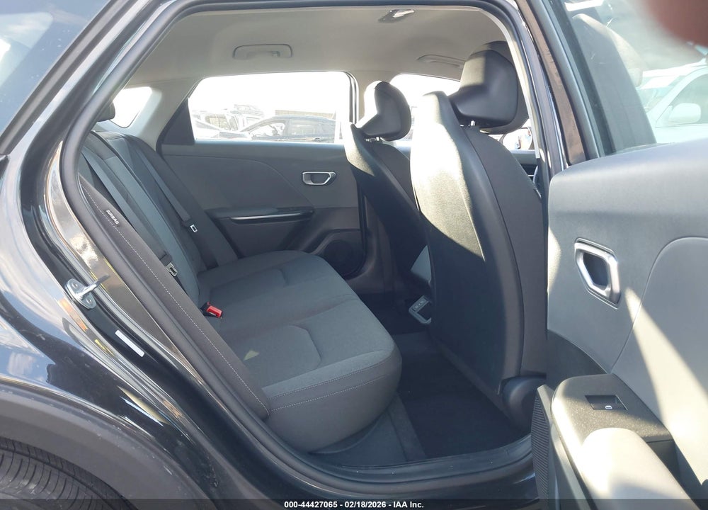2025 KIA K4 LXS VIN: 3KPFT4DE2SE236500