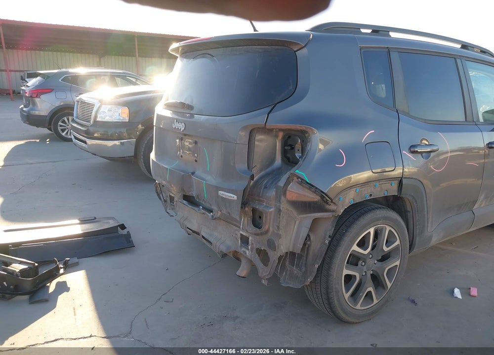 2017 JEEP RENEGADE LATITUDE FWD VIN: ZACCJABB5HPE61179