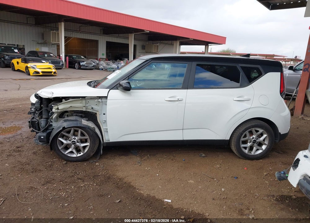 2023 KIA SOUL S VIN: KNDJ23AU8P7201924