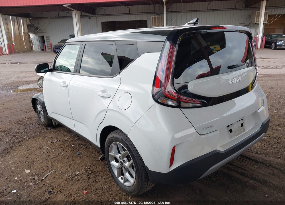 2023 KIA SOUL S VIN: KNDJ23AU8P7201924