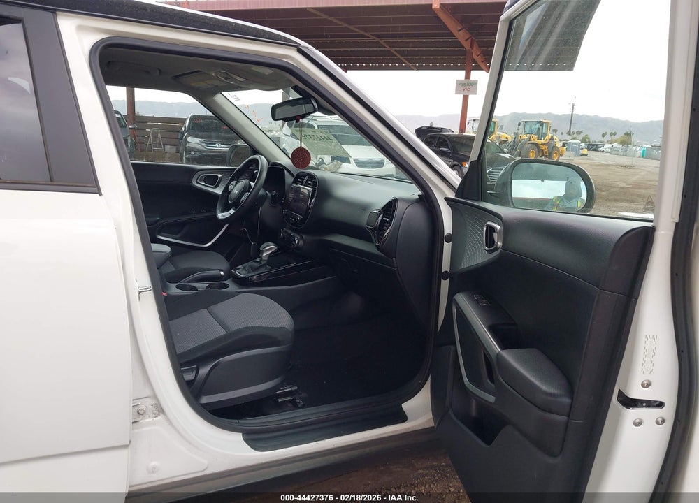 2023 KIA SOUL S VIN: KNDJ23AU8P7201924