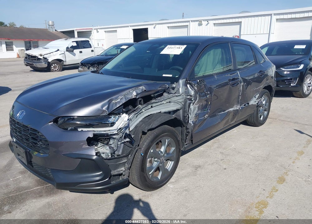 2026 HONDA HR-V 2WD LX VIN: 3CZRZ1H30TM702400