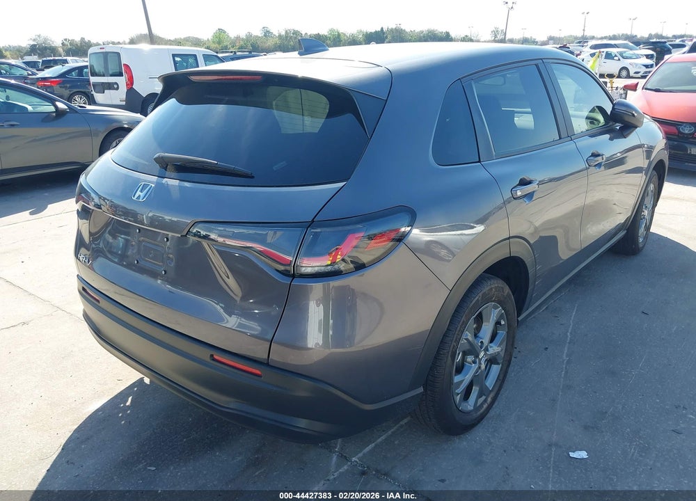 2026 HONDA HR-V 2WD LX VIN: 3CZRZ1H30TM702400