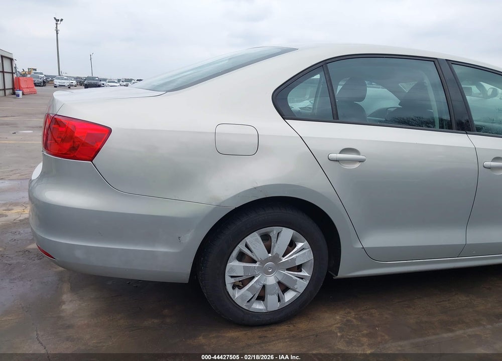 2011 VOLKSWAGEN JETTA 2.5L SE VIN: 3VWDX7AJ8BM394373