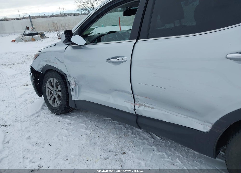 2015 HYUNDAI SANTA FE SPORT 2.4L VIN: 5XYZUDLB8FG293987