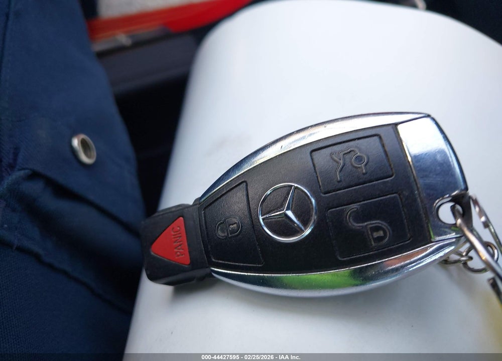 2013 MERCEDES-BENZ C 250 SPORT VIN: WDDGF4HBXDA775826
