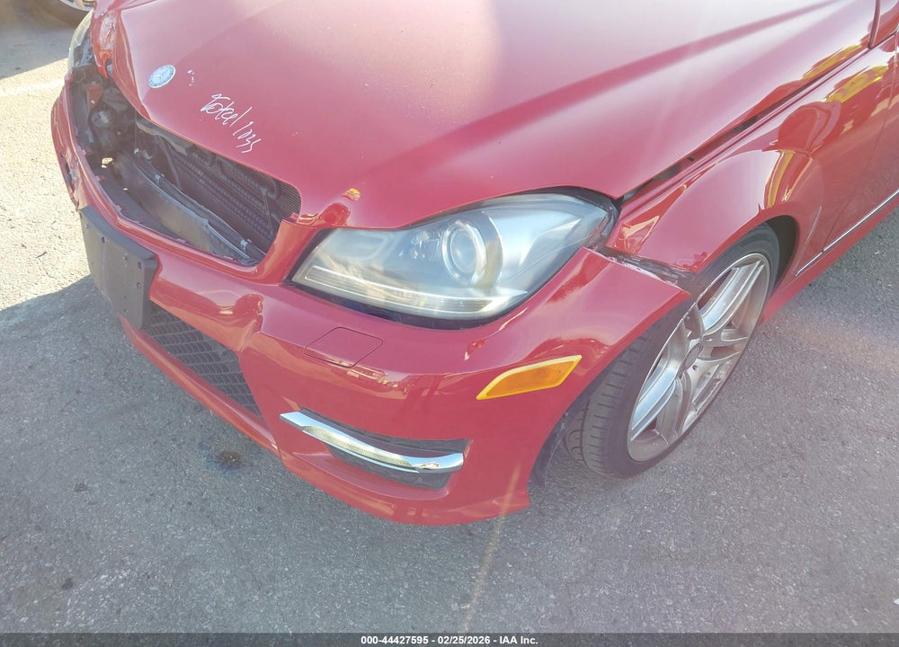 2013 MERCEDES-BENZ C 250 SPORT VIN: WDDGF4HBXDA775826