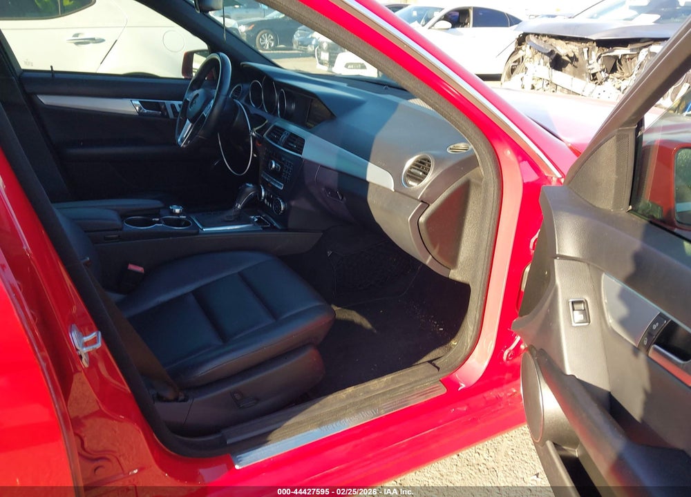 2013 MERCEDES-BENZ C 250 SPORT VIN: WDDGF4HBXDA775826