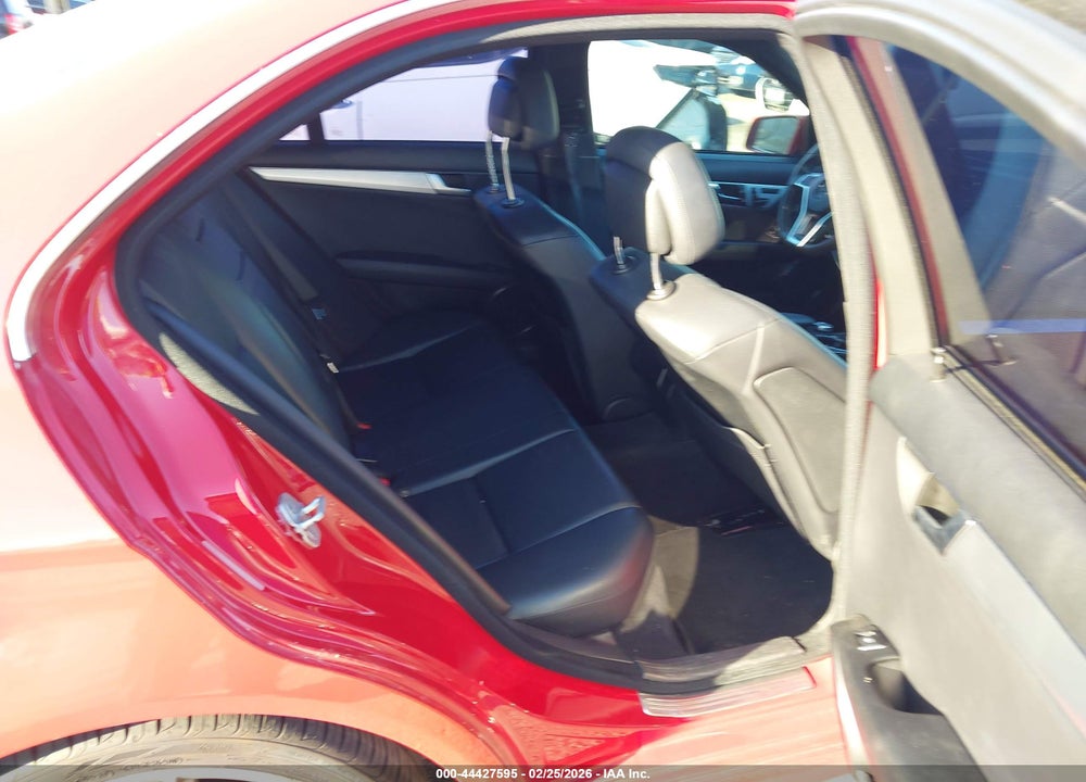 2013 MERCEDES-BENZ C 250 SPORT VIN: WDDGF4HBXDA775826