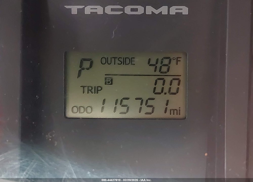 2017 TOYOTA TACOMA SR V6 VIN: 3TMCZ5ANXHM085691