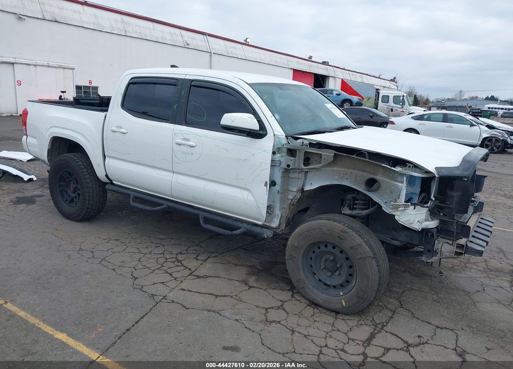 2017 TOYOTA TACOMA SR V6 VIN: 3TMCZ5ANXHM085691