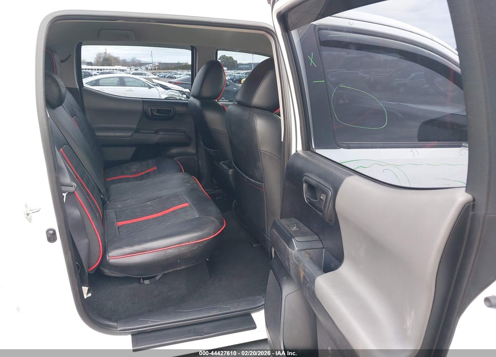 2017 TOYOTA TACOMA SR V6 VIN: 3TMCZ5ANXHM085691