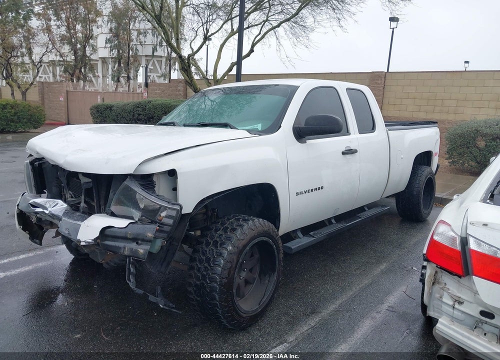 2011 CHEVROLET SILVERADO 1500 WORK TRUCK VIN: 1GCRCPE04BZ230297