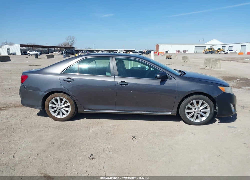 2014 TOYOTA CAMRY XLE VIN: 4T4BF1FK1ER362054