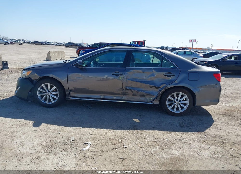 2014 TOYOTA CAMRY XLE VIN: 4T4BF1FK1ER362054