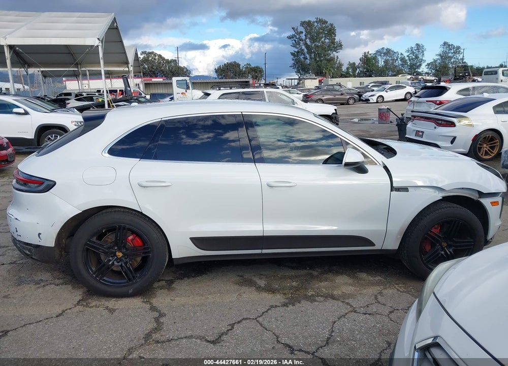 2021 PORSCHE MACAN S VIN: WP1AB2A50MLB31565