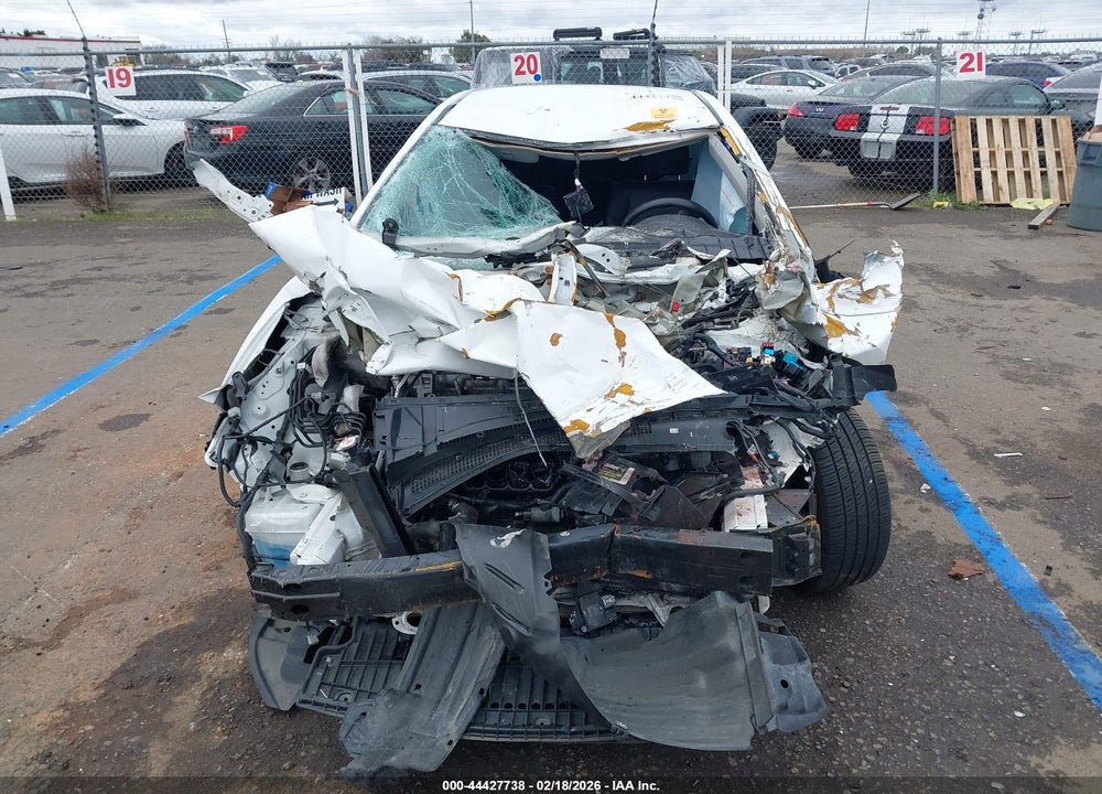 2019 TOYOTA COROLLA SE VIN: 2T1BURHE4KC178410