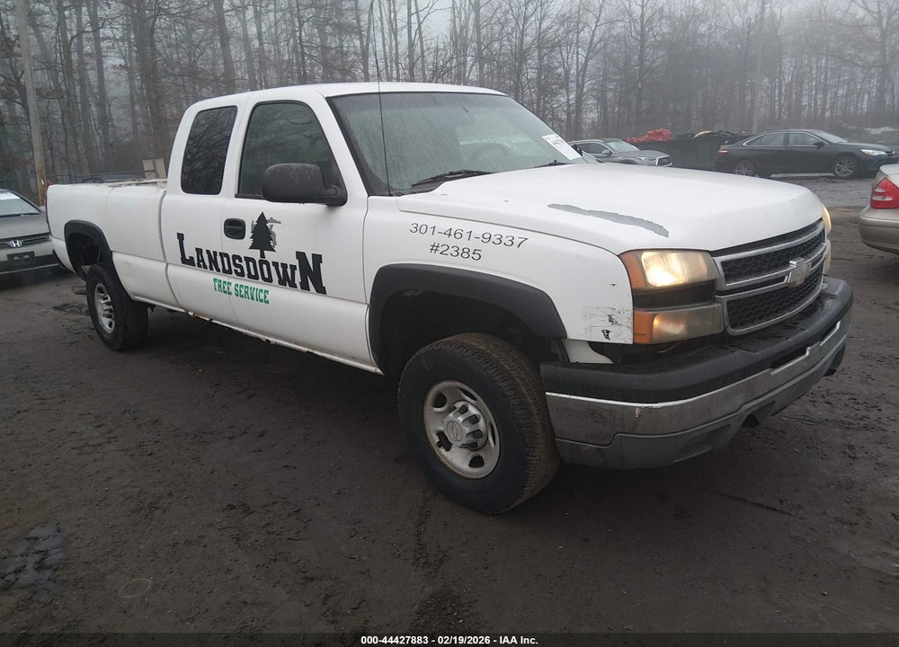 2007 CHEVROLET SILVERADO 2500HD CLASSIC WORK TRUCK VIN: 1GCHC29U37E117208