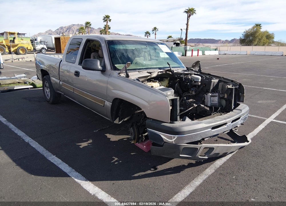 2003 CHEVROLET SILVERADO 1500 LS VIN: 1GCEC19VX31181477