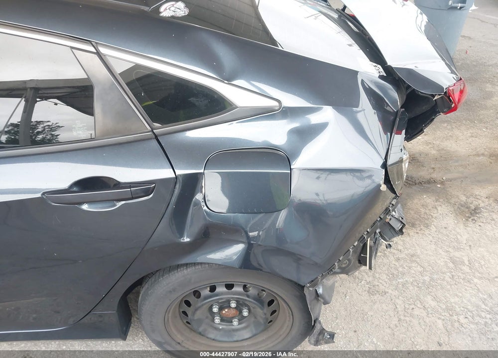 2019 HONDA CIVIC LX VIN: 2HGFC2F6XKH504029