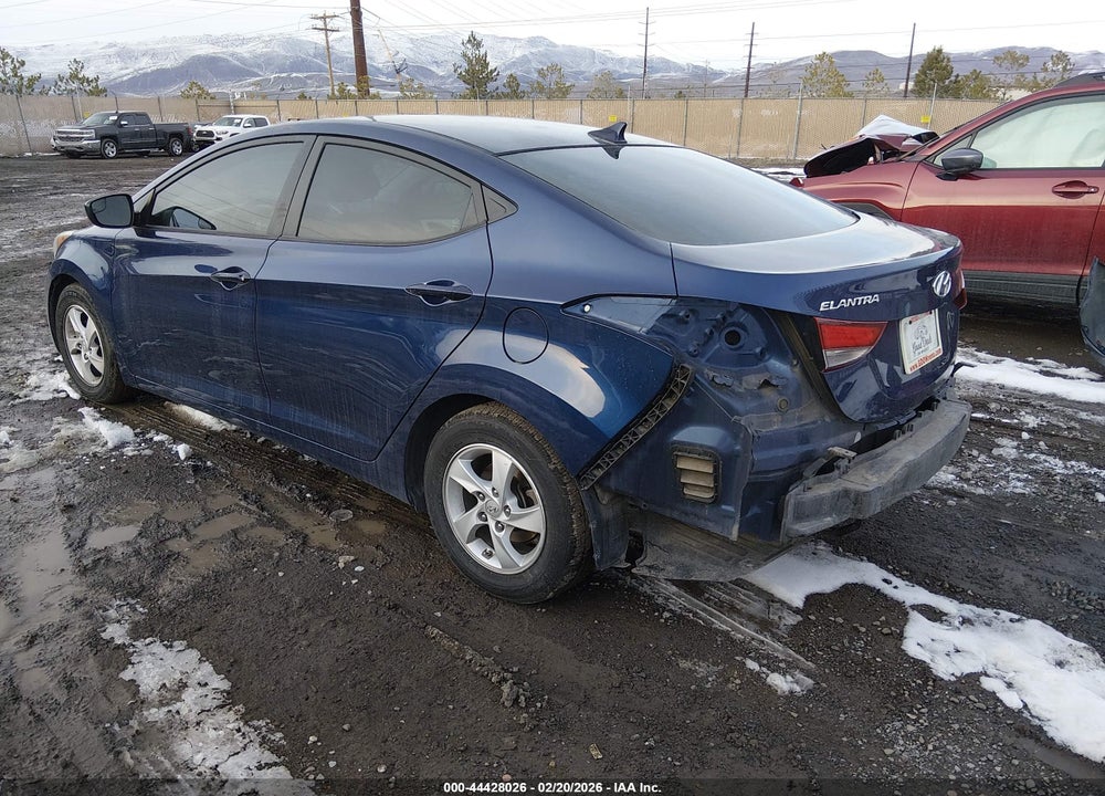 2015 HYUNDAI ELANTRA SE VIN: 5NPDH4AE8FH605066