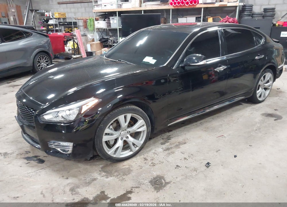 2017 INFINITI Q70L VIN: JN1BY1PR3HM210045