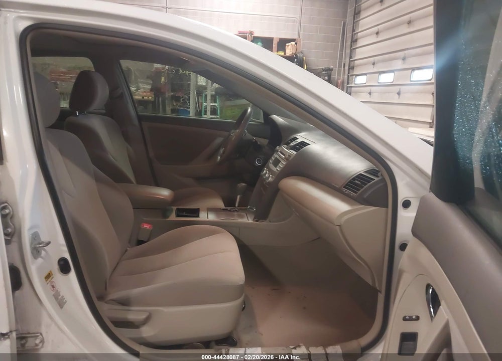 2009 TOYOTA CAMRY LE V6 VIN: 4T1BK46K69U582027