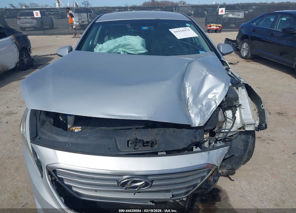 2016 HYUNDAI SONATA SE VIN: 5NPE24AF8GH295520