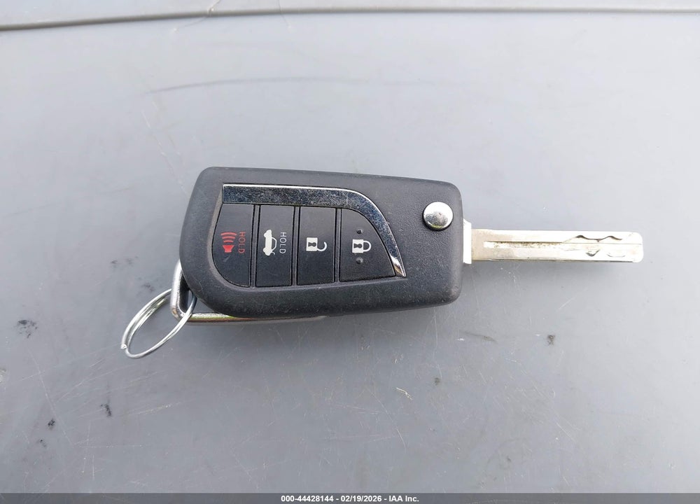 2019 TOYOTA CAMRY SE VIN: 4T1B11HK5KU698419