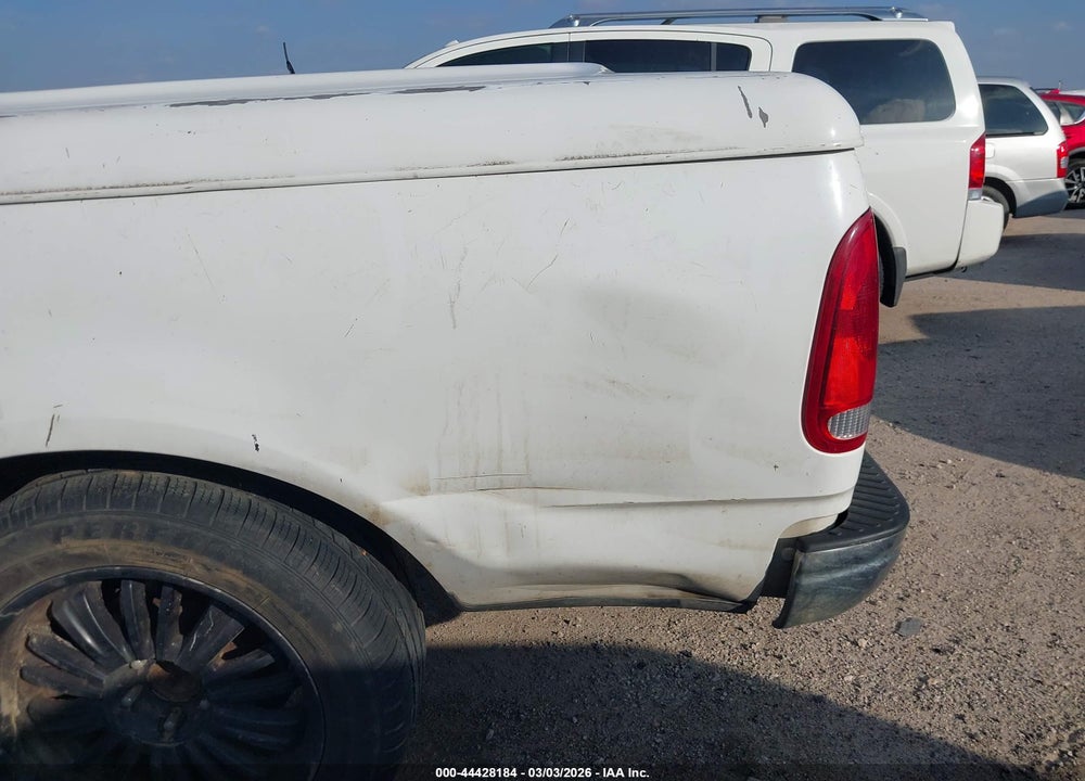 2001 FORD F-150 XL/XLT VIN: 1FTRF17L71NA49390