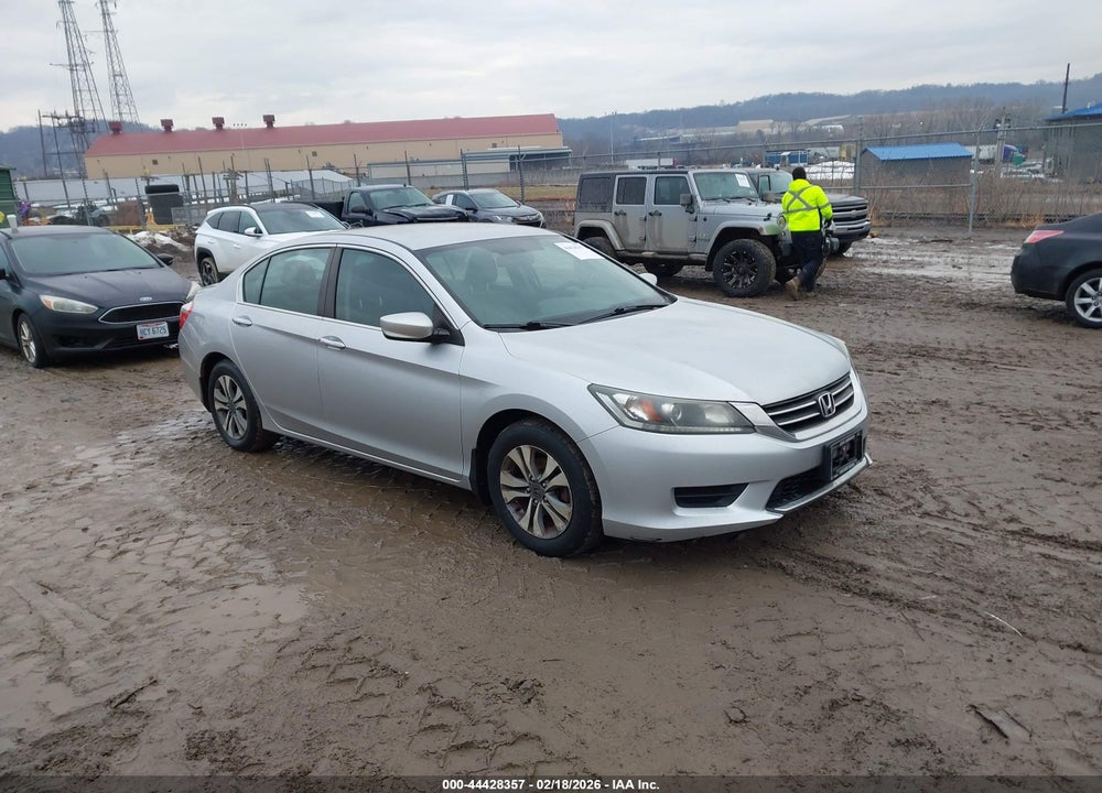 2015 HONDA ACCORD LX VIN: 1HGCR2F37FA184440