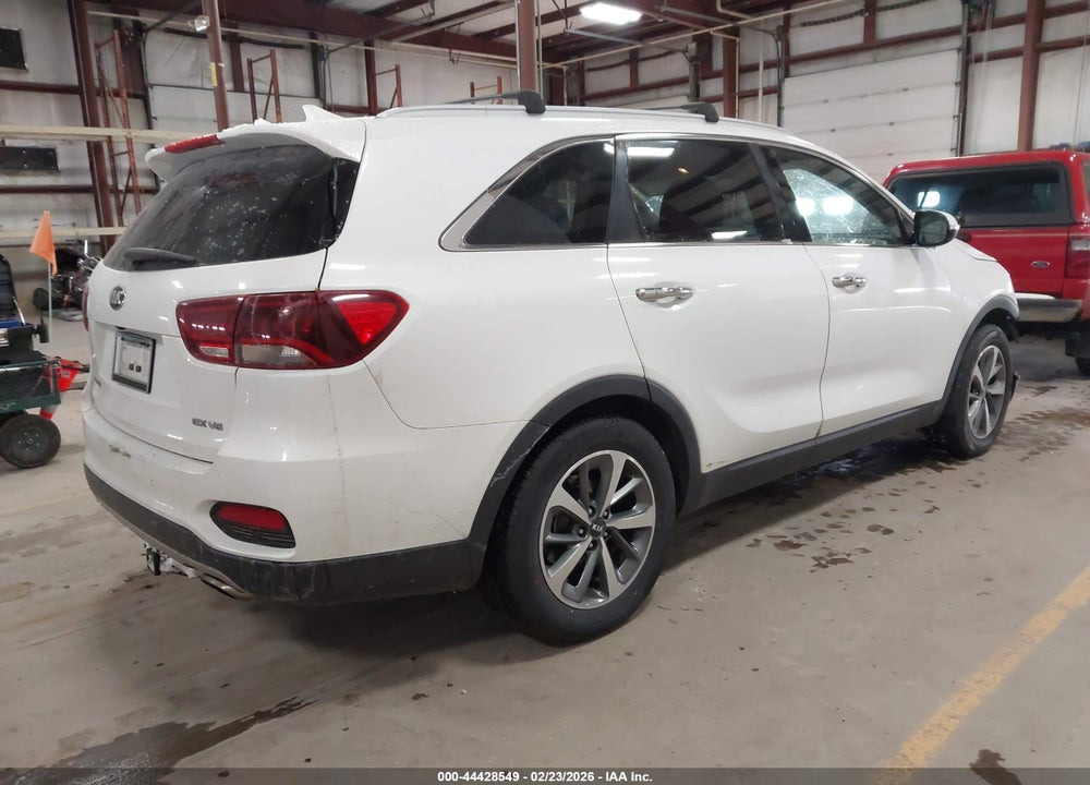 2019 KIA SORENTO 3.3L EX VIN: 5XYPH4A52KG465854