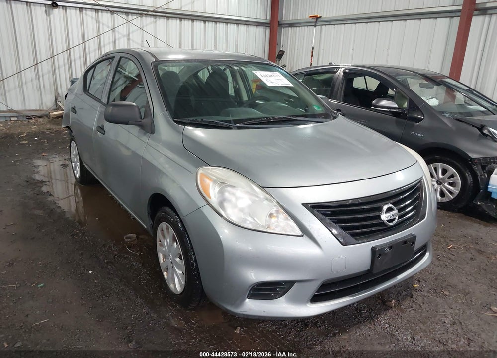 2014 NISSAN VERSA 1.6 S VIN: 3N1CN7AP4EL843800