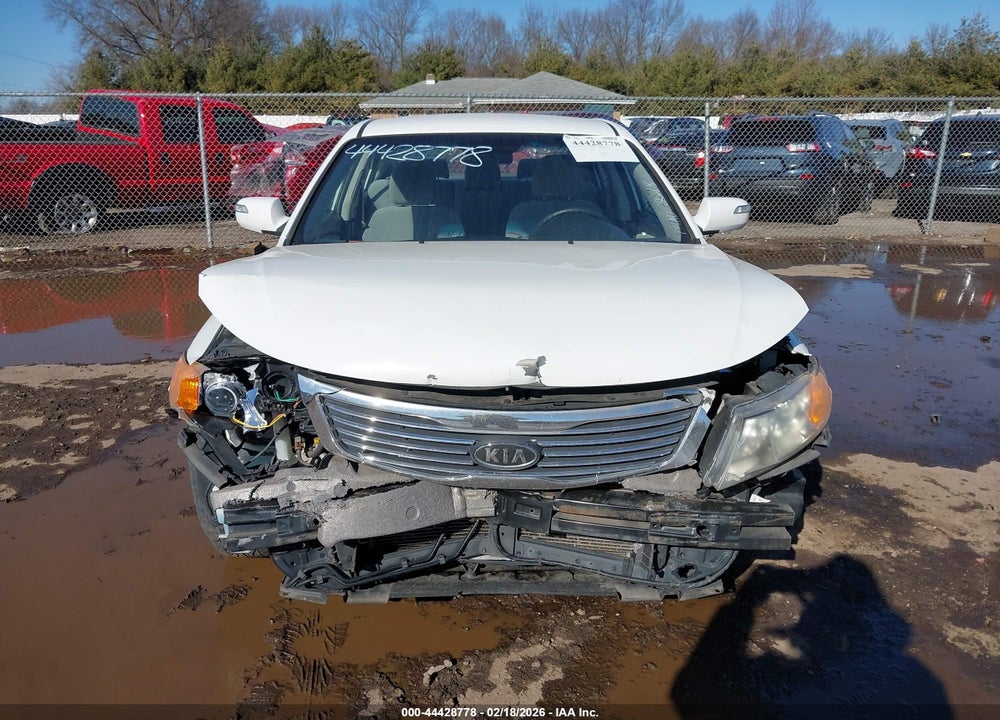 2010 KIA OPTIMA LX VIN: KNAGG4A83A5382404