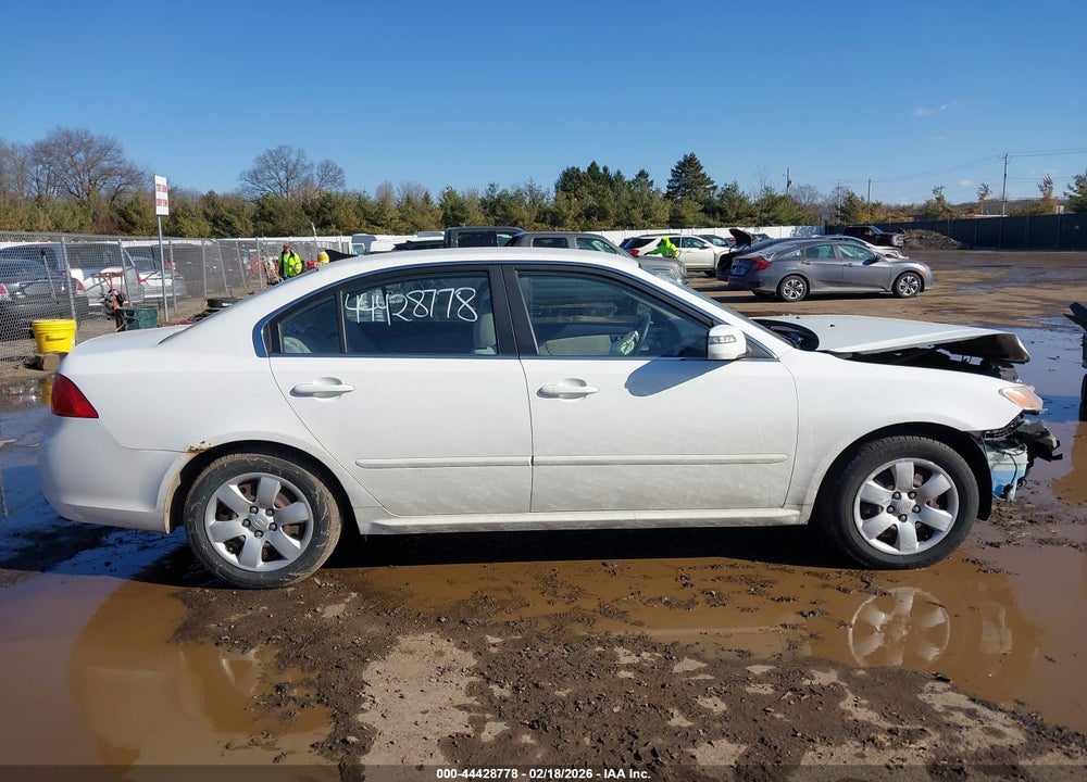 2010 KIA OPTIMA LX VIN: KNAGG4A83A5382404