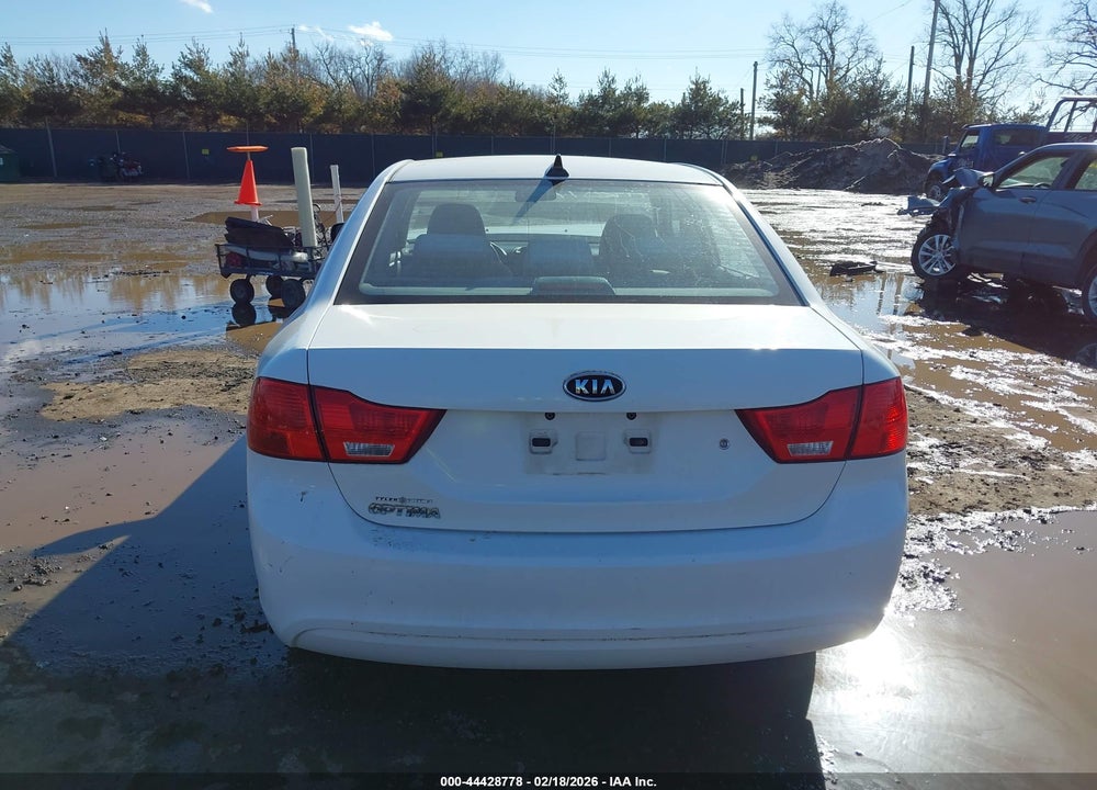 2010 KIA OPTIMA LX VIN: KNAGG4A83A5382404