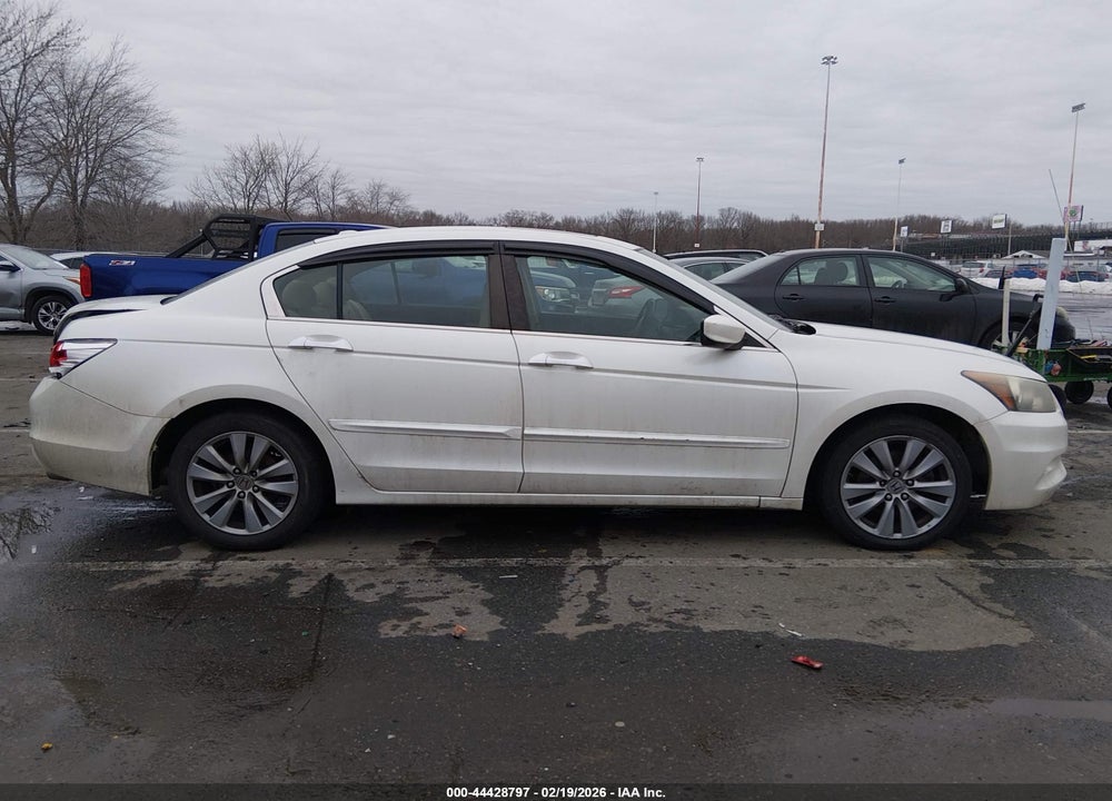 2011 HONDA ACCORD 3.5 EX-L VIN: 1HGCP3F81BA004466