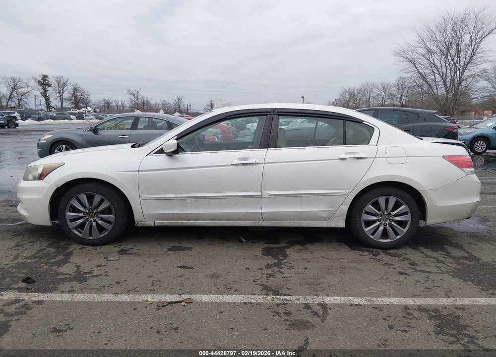 2011 HONDA ACCORD 3.5 EX-L VIN: 1HGCP3F81BA004466