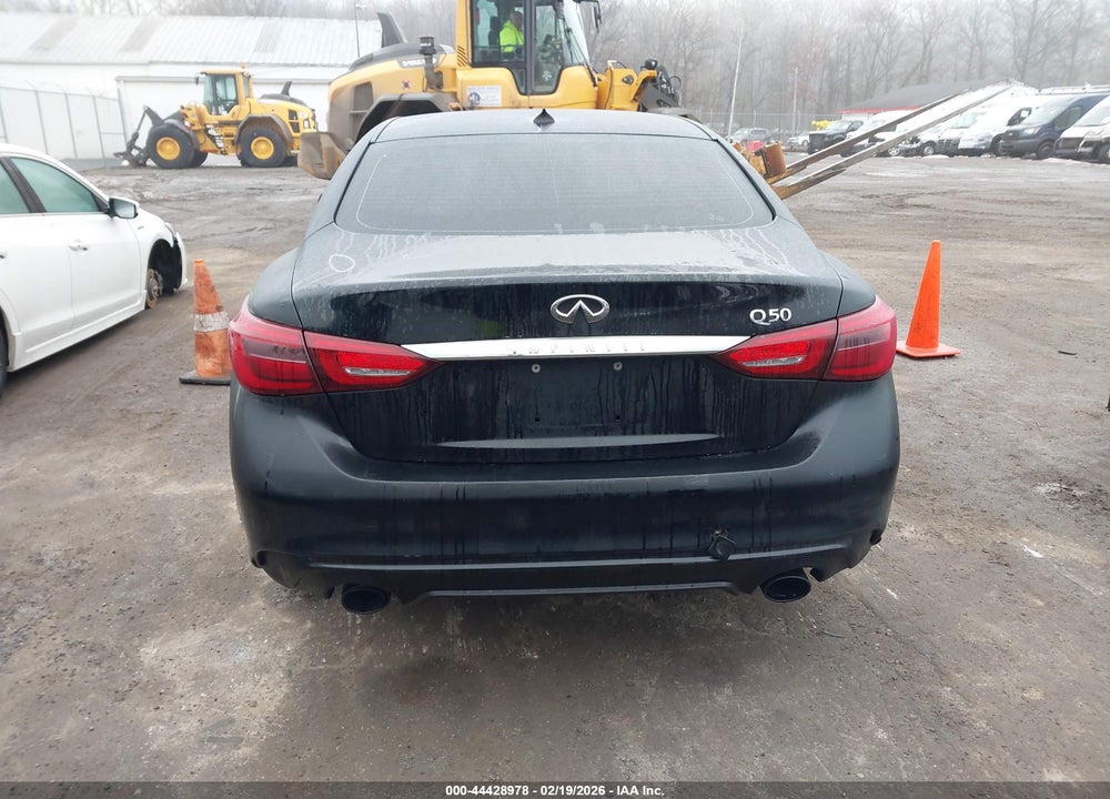 2018 INFINITI Q50 3.0T LUXE VIN: JN1EV7AR0JM433327