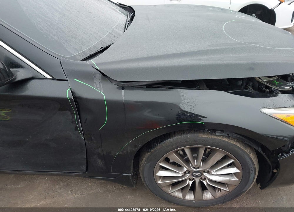 2018 INFINITI Q50 3.0T LUXE VIN: JN1EV7AR0JM433327