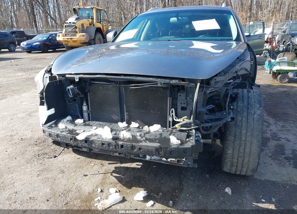 2016 INFINITI QX70 VIN: JN8CS1MU3GM130033