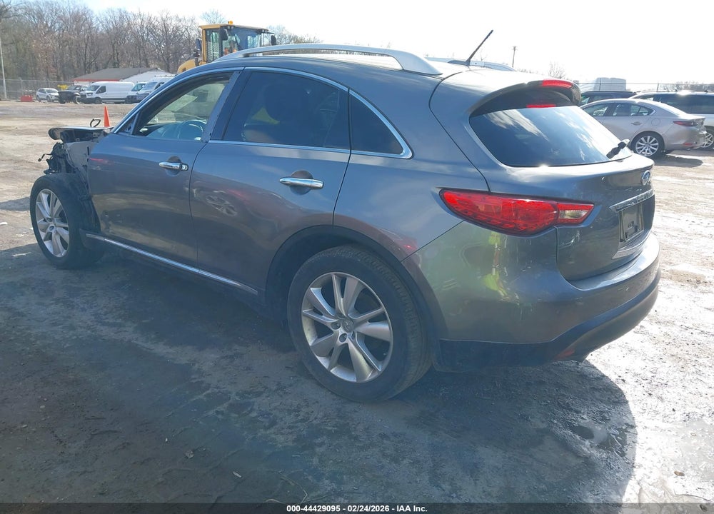 2016 INFINITI QX70 VIN: JN8CS1MU3GM130033