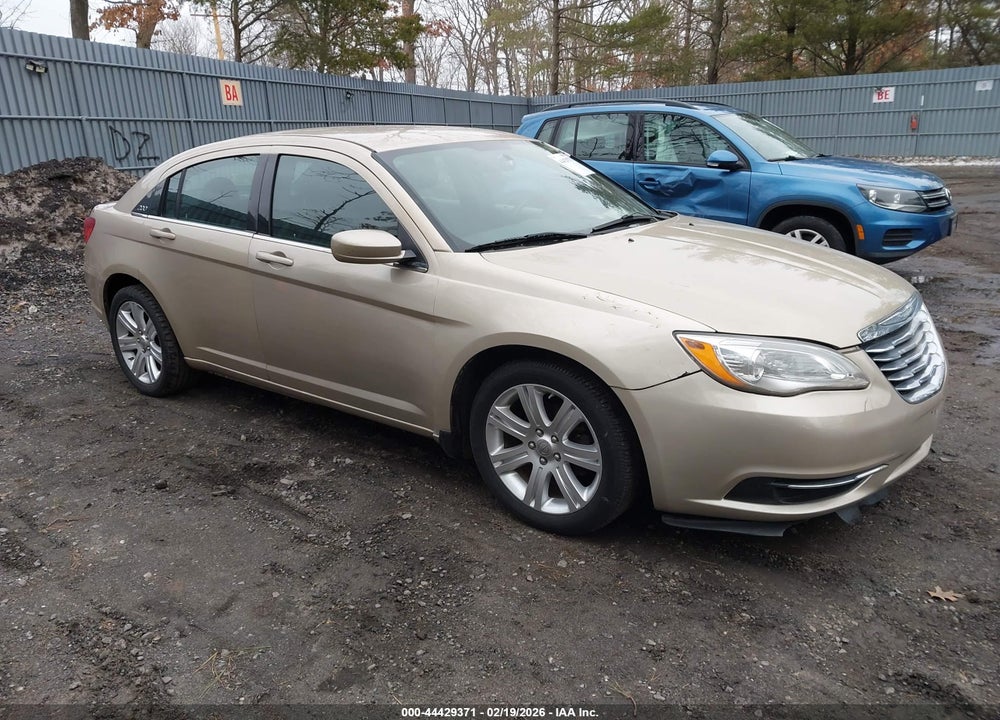 2013 CHRYSLER 200 TOURING VIN: 1C3CCBBB4DN714676